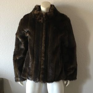 Kathy Ireland faux fur coat with matching purse